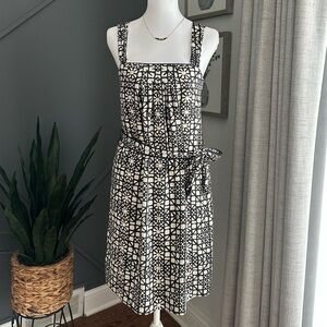 White House Black Market Geometric Black and White Knee Length